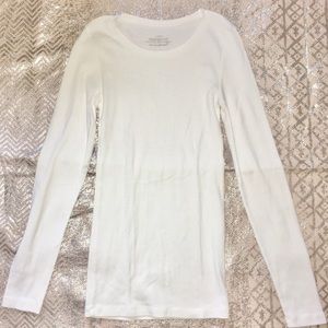 XS J.crew white long sleeve perfect fit tee